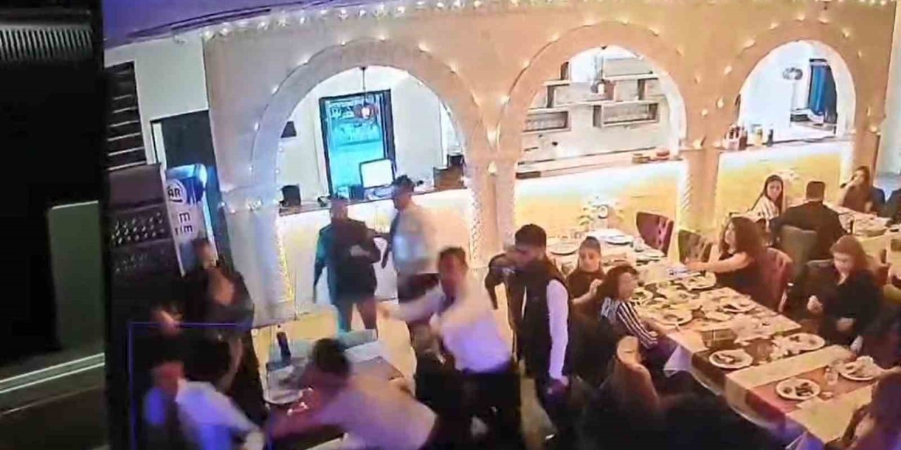 Ankara’da eğlence mekanına silahlı saldırının görüntüleri güvenlik kamerasına yansıdı