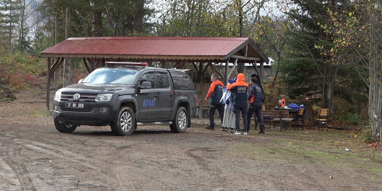 Kayıp anne ve oğlunun cesedinin bulunduğu bölgedeki arama çalışmaları sonlandırıldı