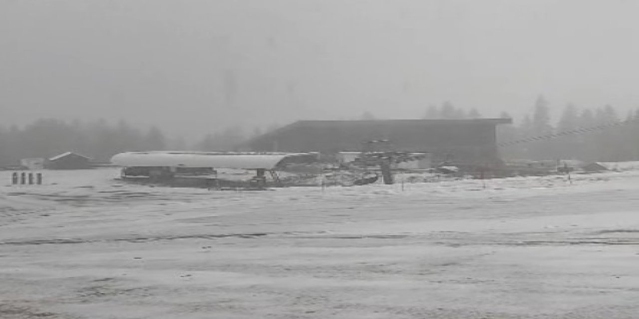 Ilgaz Dağı beyaza büründü