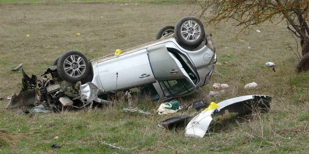 Kastamonu’da feci kaza: Takla atan otomobildeki iki kardeş öldü