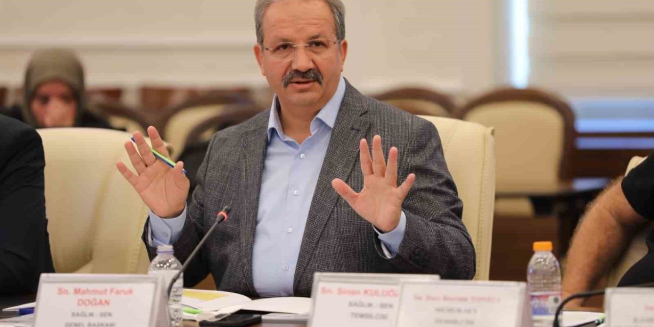 Sağlık-Sen Genel Başkanı Doğan: "Bütçe görüşmelerinde taban ödemelerin, teşvik ek ödemelerin, nöbet ücretlerinin artırılması gündeme alınmalıdır"