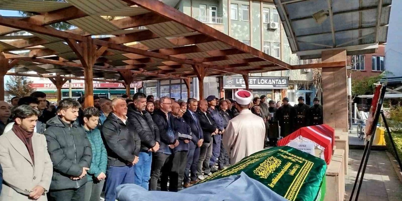 Kıbrıs gazisi son yolculuğuna uğurlandı