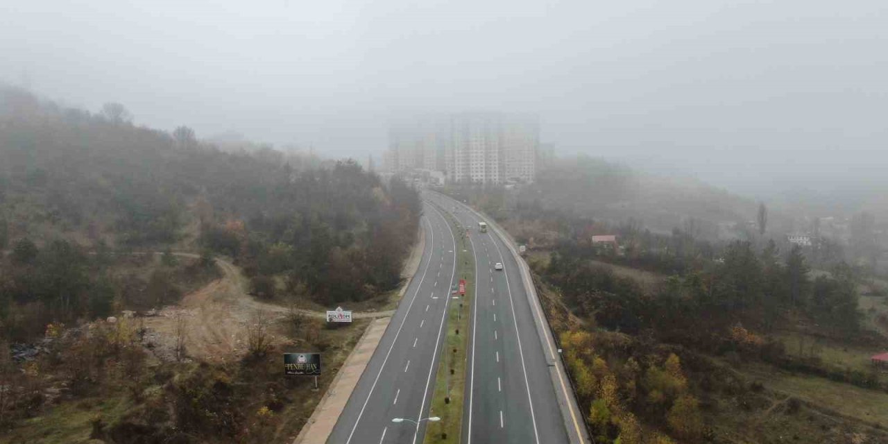Sis etkili oldu, görüş mesafesi 50 metreye kadar düştü