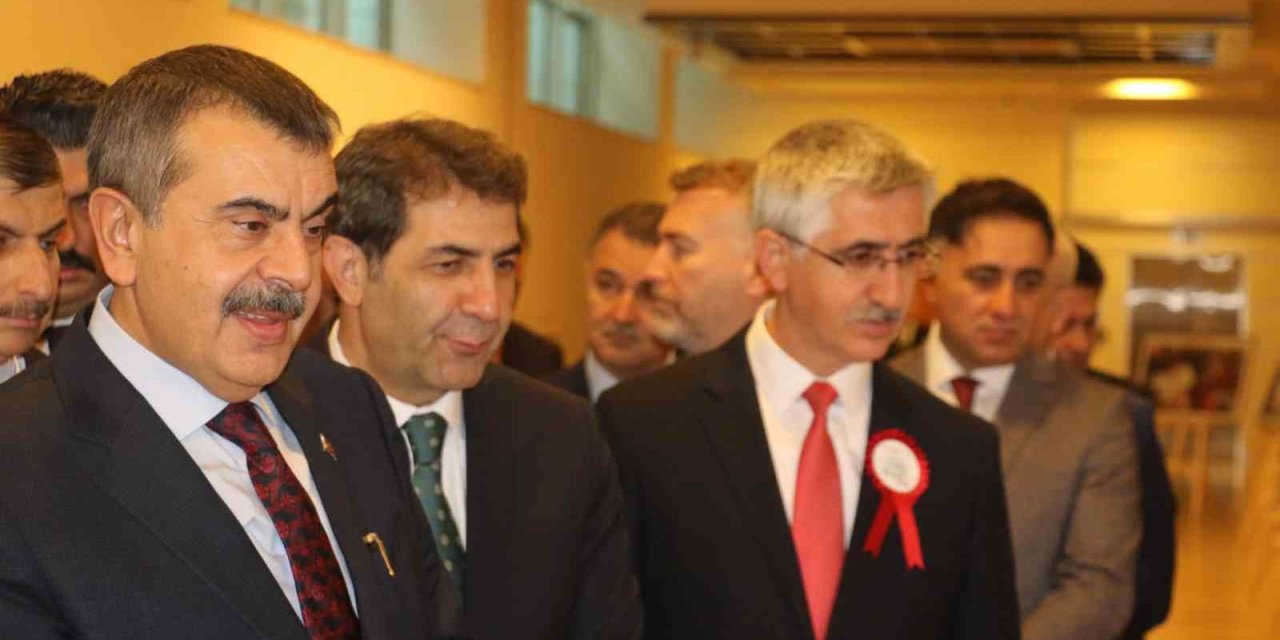 Bakan Tekin: "Her çocuk ve her insan bizim gözümüzde eşittir"