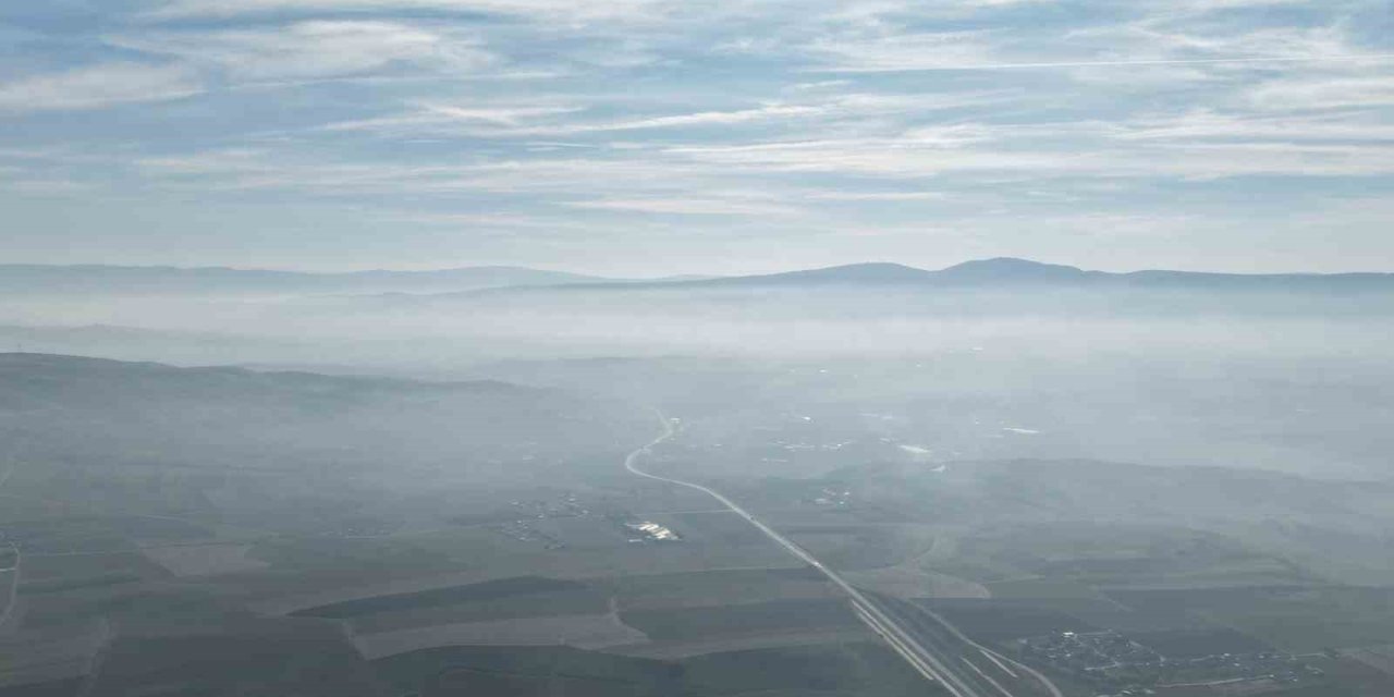 Çorum’da sis etkili oldu