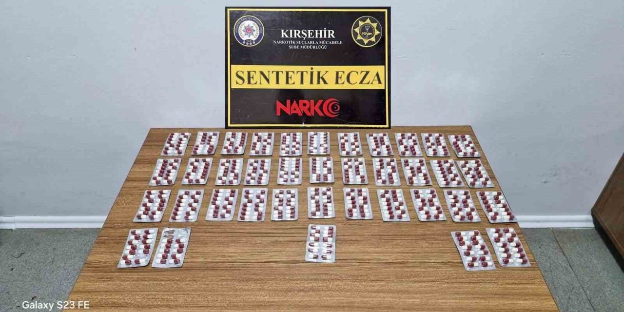 Kırşehir’de uyuşturucu operasyonu: 527 adet sentetik hap ele geçirildi