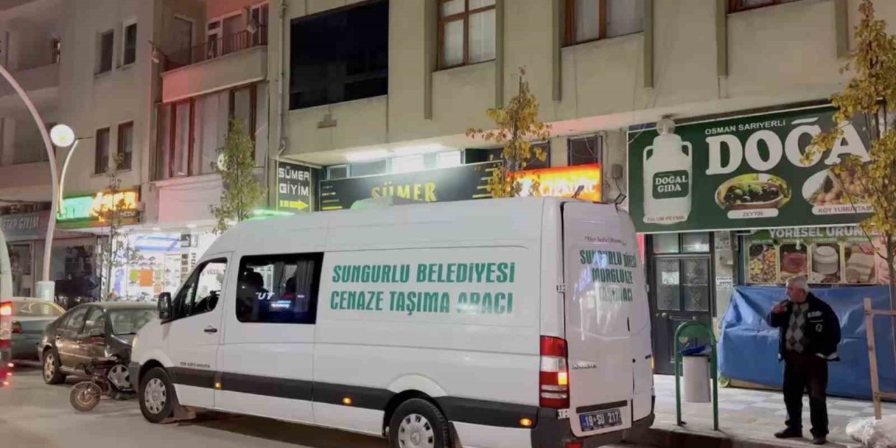 Haber alınamayan yaşlı kadın evinde ölü bulundu