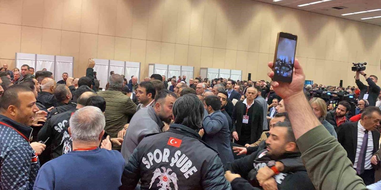 Mehmet Kaya adaylıktan çekildi