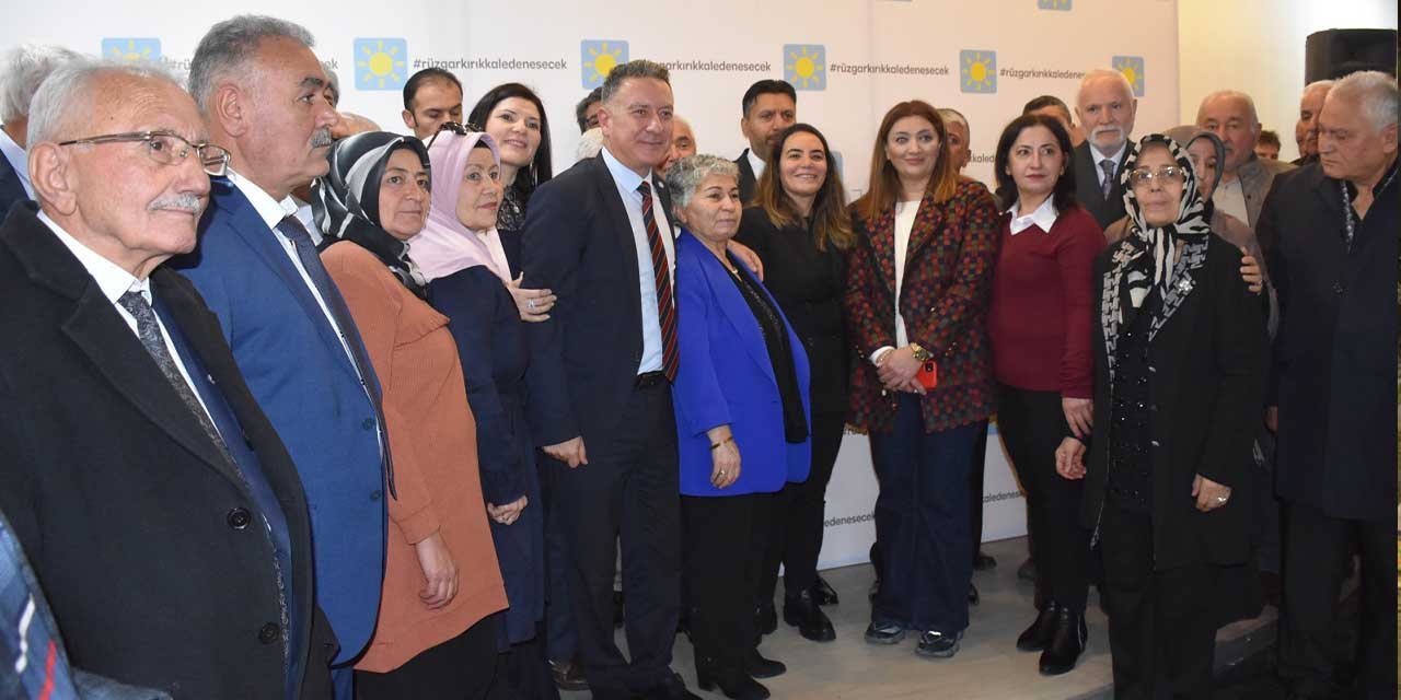 İYİ Parti’den gövde gösterisi: 200 kişi katılım yaptı!