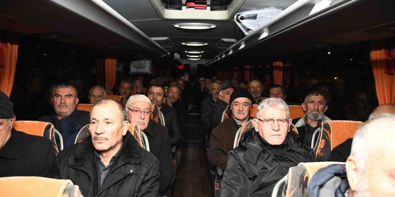 Pursaklar Belediyesi ‘Şeb-i Arus Haftası’ dolayısıyla ilk kafileyi yola çıkarttı