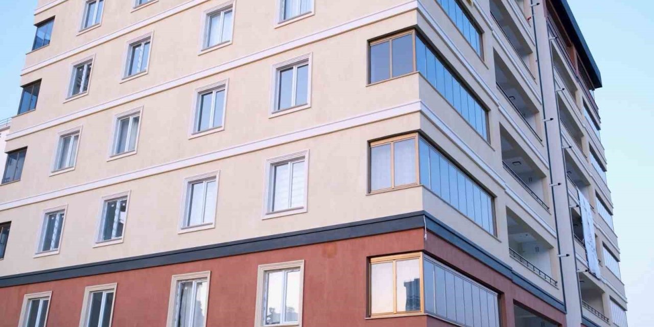 Bakan Kurum’dan deprem bölgesinde ‘Yerinde dönüşüm’ paylaşımı