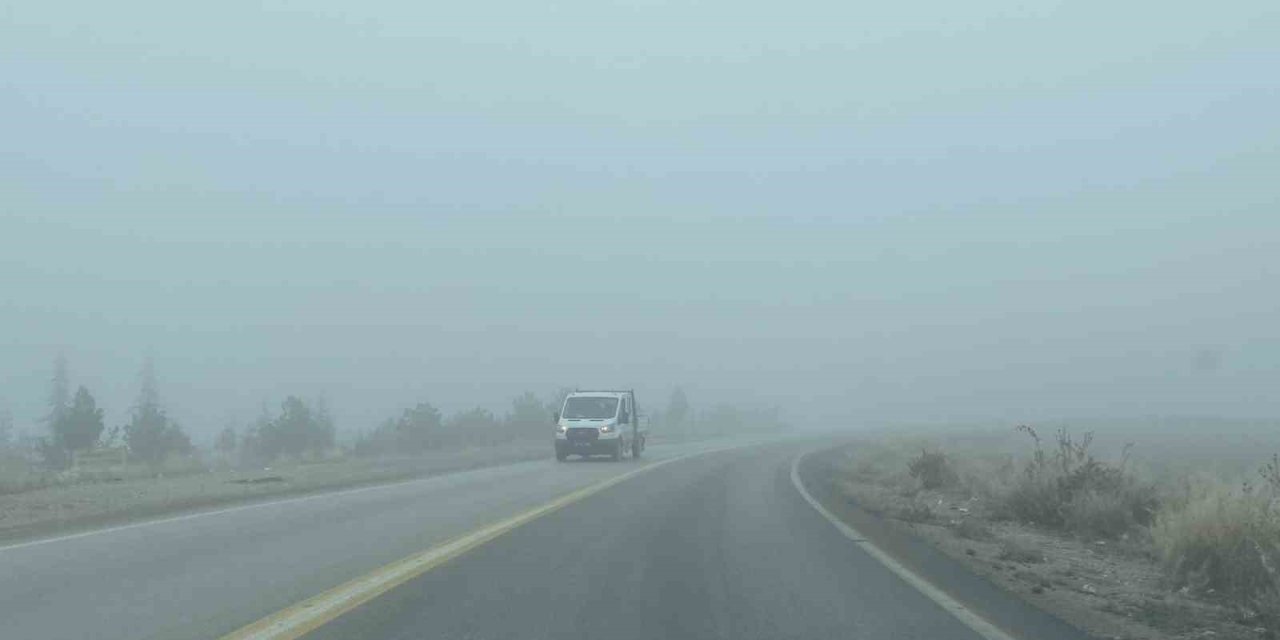 Çorum’da sis etkili oldu