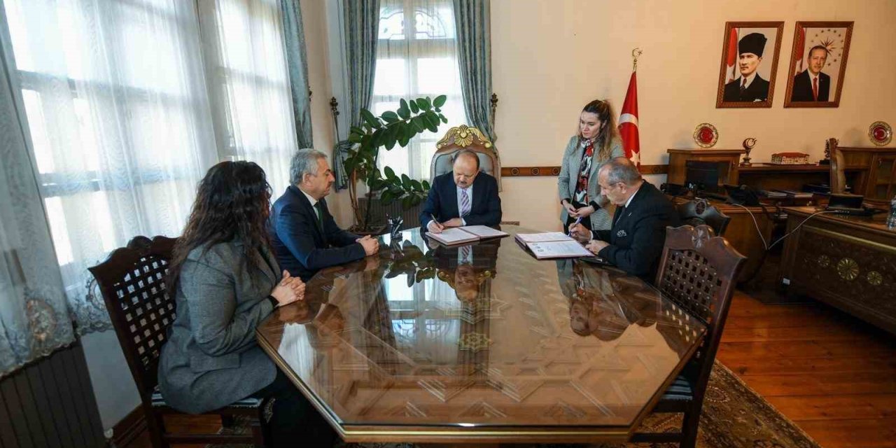 Taşköprü Belediyesi, 2 milyon liralık hibe desteğiyle yaşlılara evde bakım desteği sağlayacak