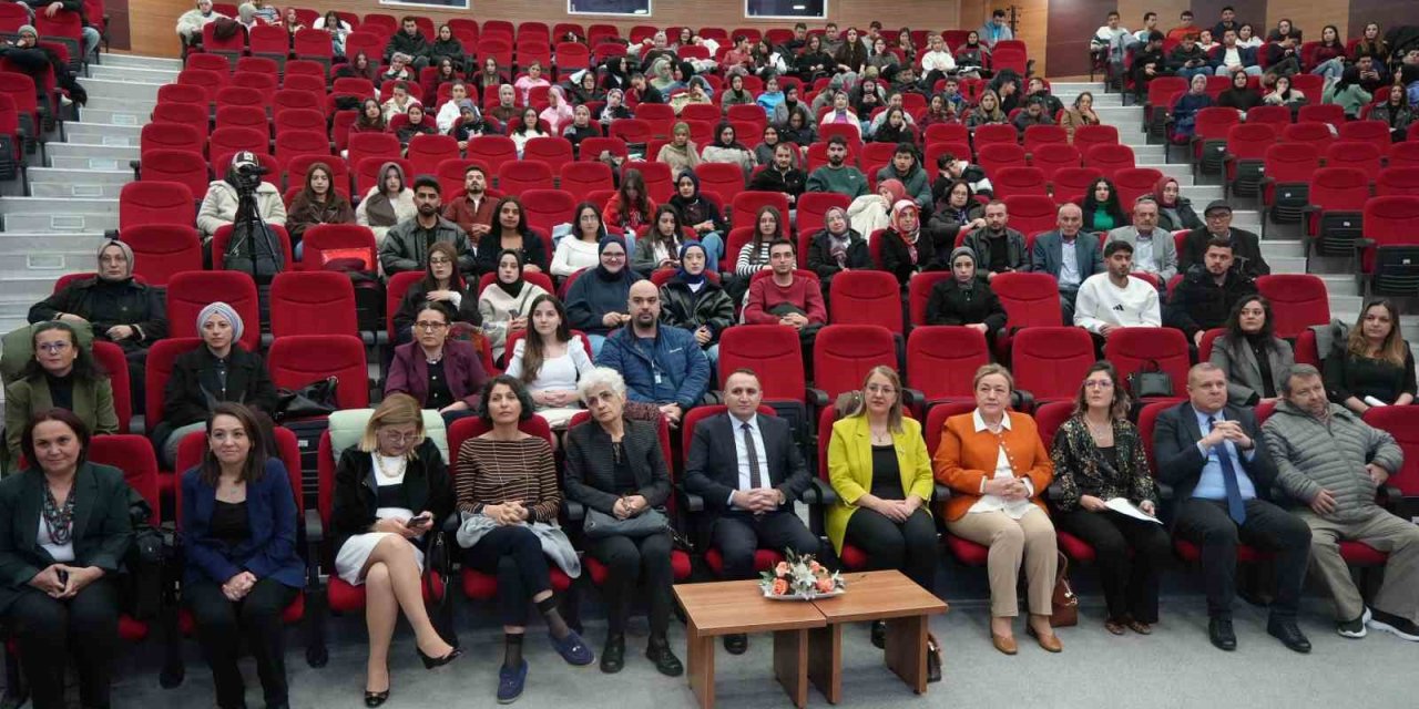 Kastamonu Üniversitesi’nde "Sağlık Turizmi ve Kapsayıcı Sağlık Yaklaşımları" masaya yatırıldı