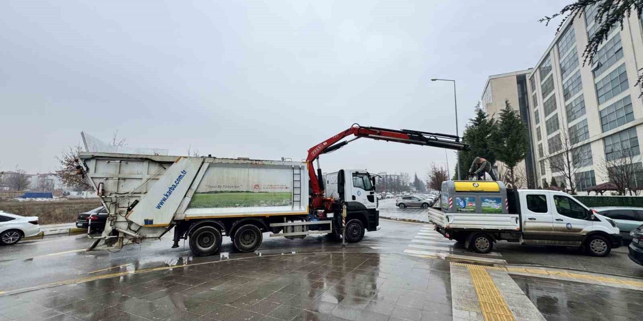 Çorum’da yeni çöp konteynerleri yerleştirilmeye başlandı