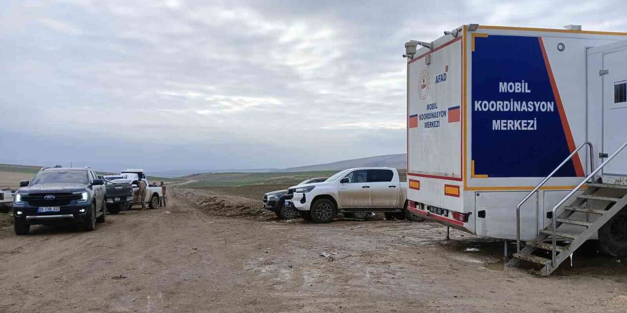 Libya heyetini taşıyan uçağın düştüğü bölgedeki çalışmalar 3. gününde de devam ediyor