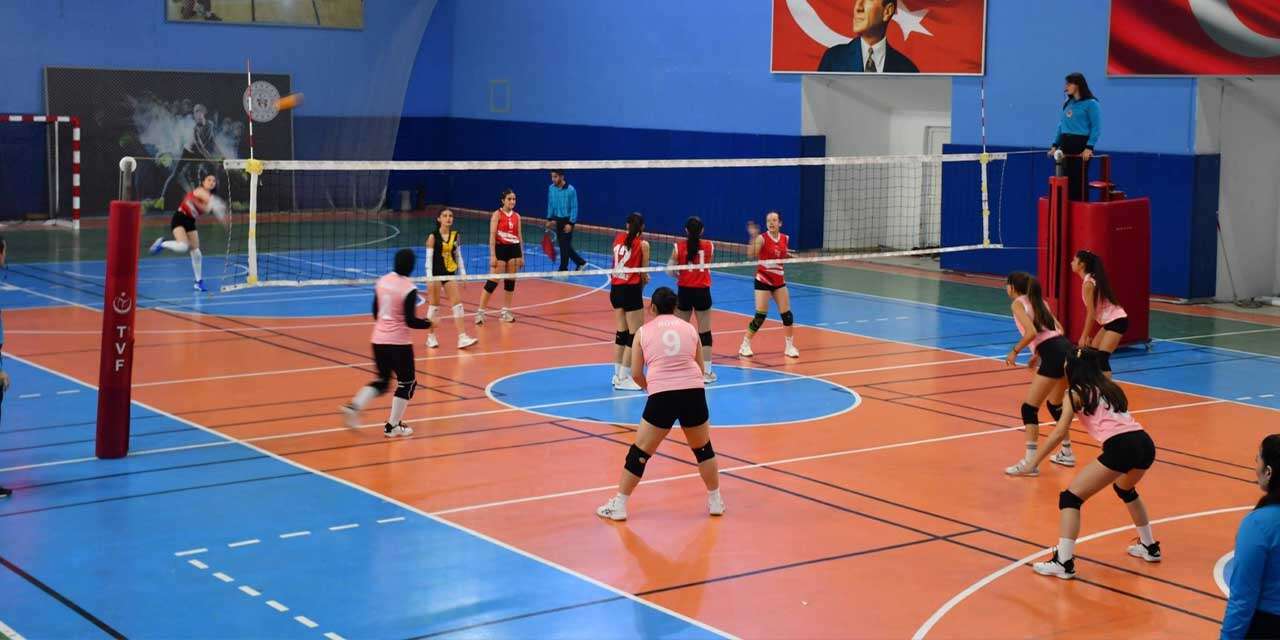 Filenin yıldızları şampiyonluk için yarıştı