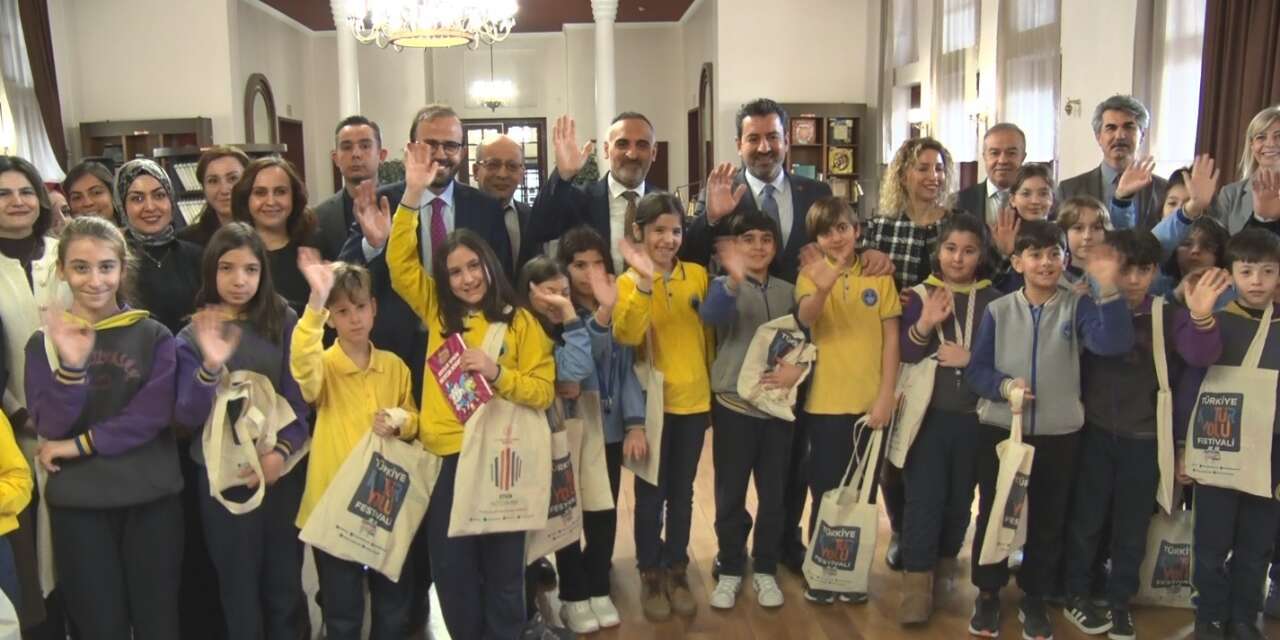‘Kütüphanelerdeyiz’ etkinliği Ankara’da öğrencilerle buluştu