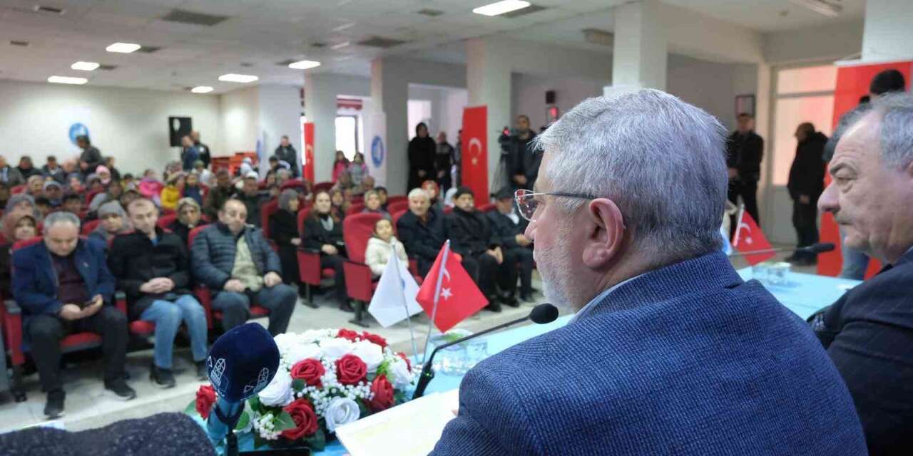 Başkan Aşgın Çöplü Mahallesi’nde vatandaşların taleplerini dinledi