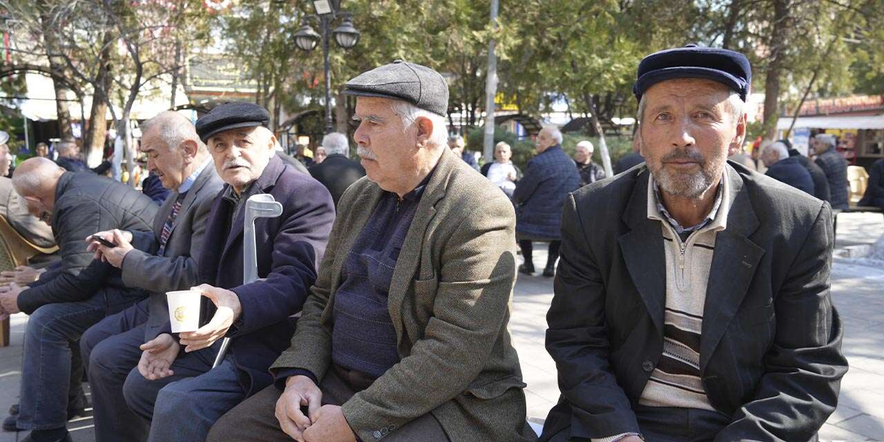 Emekli maaş zamları belli oldu!