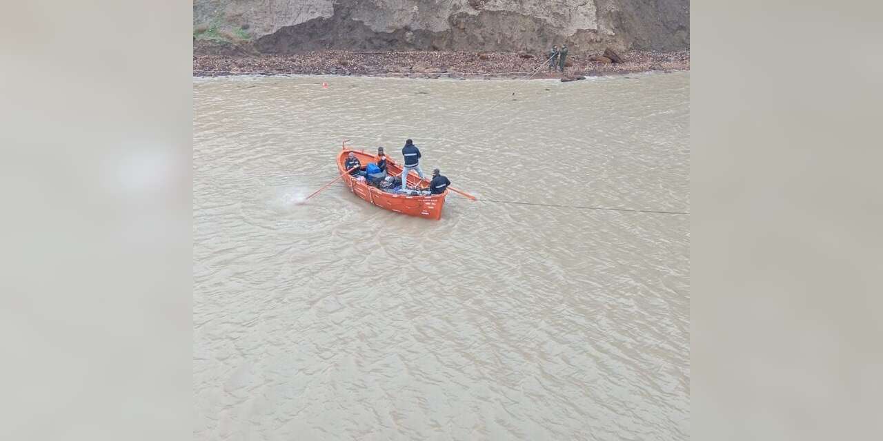 Denizcilik Genel Müdürlüğü: "Happy Aras gemisindeki mürettebatın tamamı gemiden ayrılmıştır"