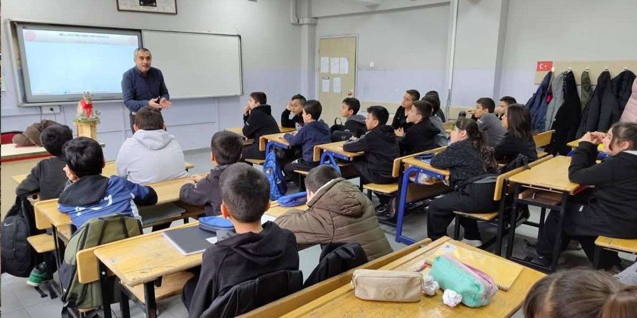 Öğrencilere doğa ve biyolojik çeşitlilik eğitimi