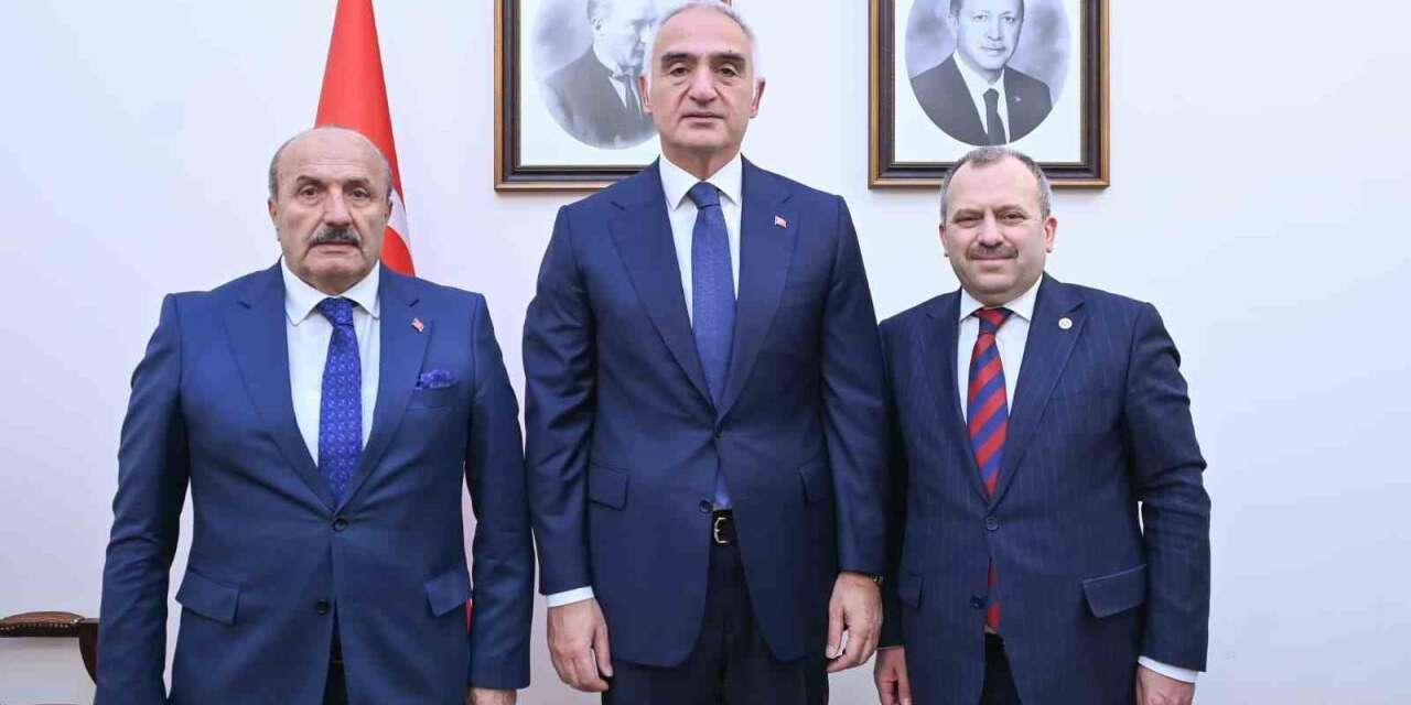 Başkan Arslan, Bakan Ersoy’a Pompeipolis’i anlattı