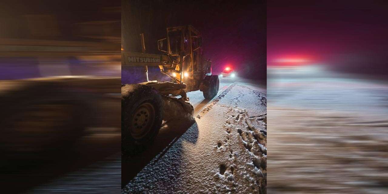Kırıkkale’de karla kapanan yolları İl Özel İdaresi ekipleri açtı