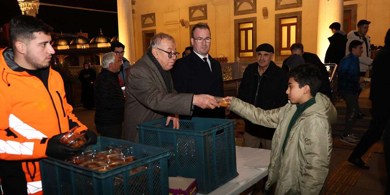 Miraç Kandili’nde tatlılar Kırıkkale Belediyesi’nden