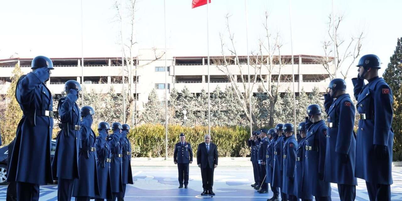 Güler başkanlığında "Hava Kuvvetleri Komutanlığı Yıllık Değerlendirme Toplantısı"