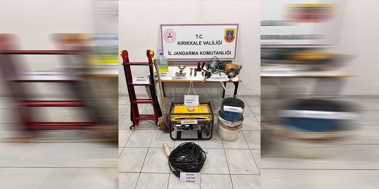 Delice’de kaçak kazı yapan 2 şahıs yakalandı