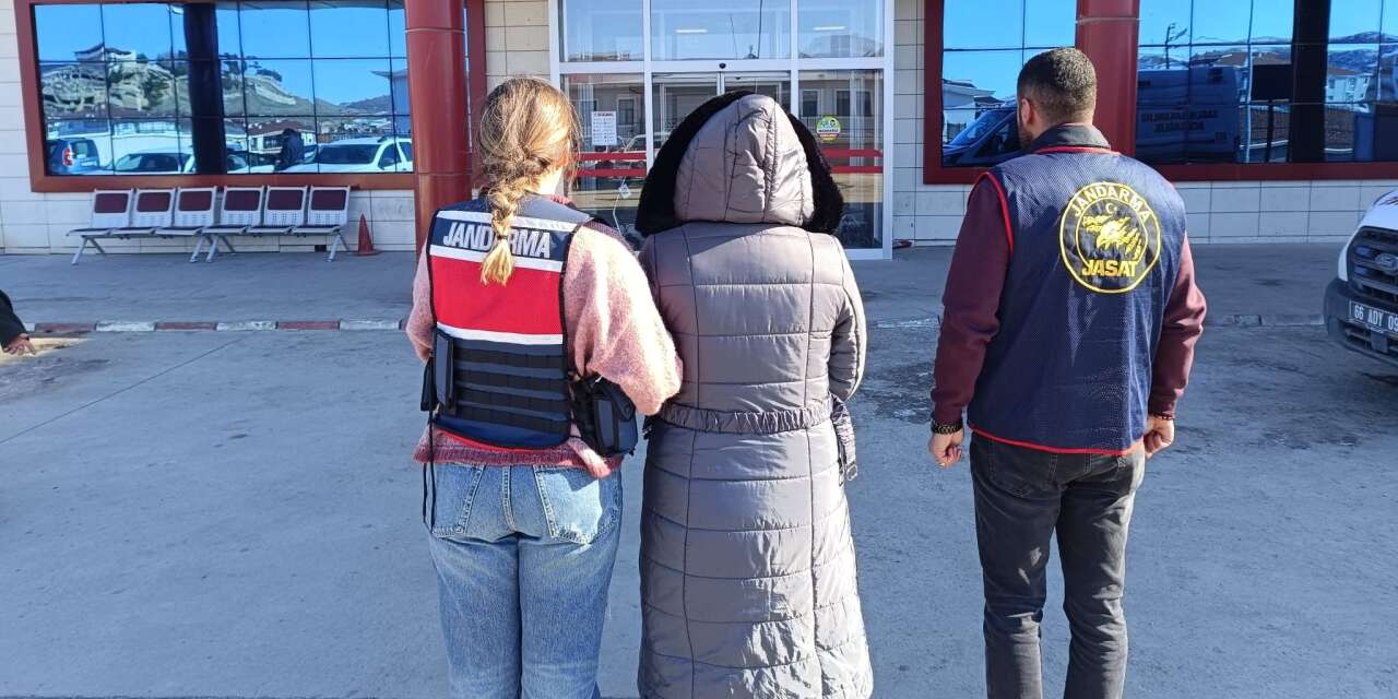 Ölen kardeşinin kimliğini 21 yıl kullandı! 15 milyon haksız kazanç!