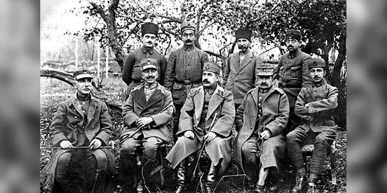 Yunan General Trikopis’in esir tutulduğu hükümet konağının fotoğrafı ortaya çıktı