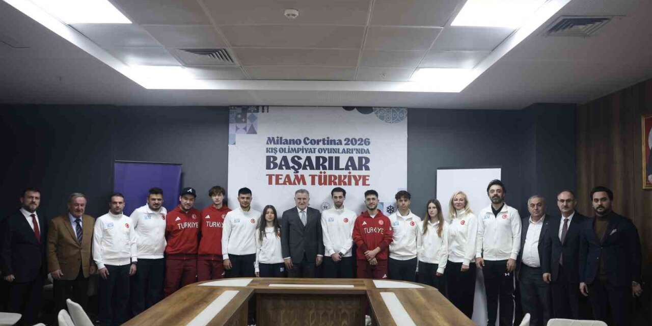 Bakan Bak 2026 Kış Olimpiyatları’na katılacak milli sporcuları kabul etti