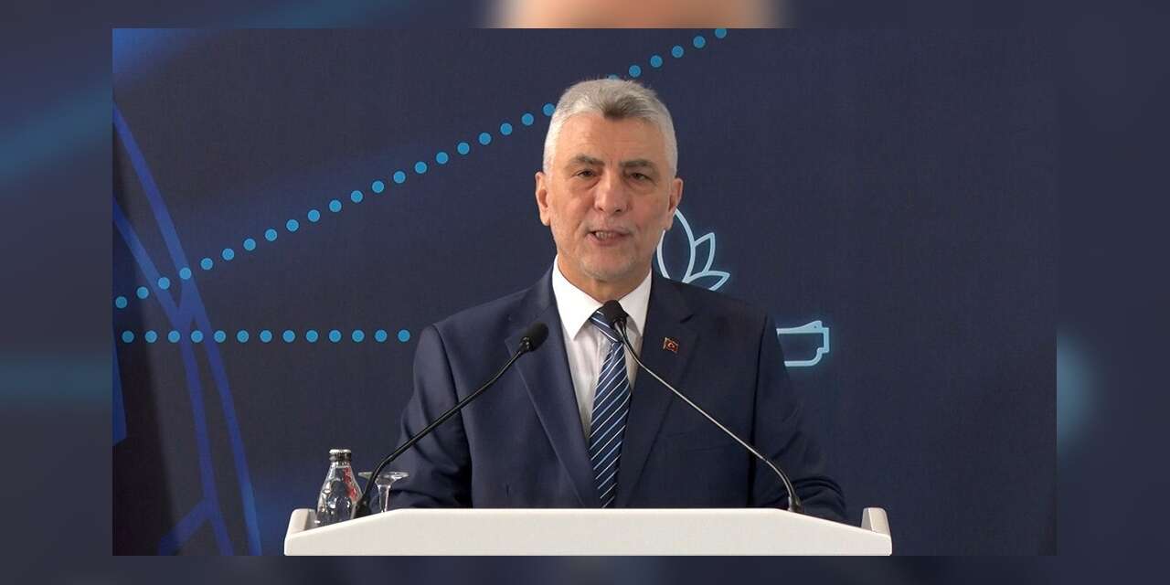 Bakan Bolat: "Milli Ekonominin temeli güçlü gümrüklerdir"