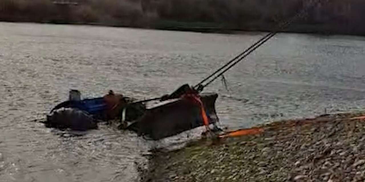 Kırıkkale'de yıkamak istediği traktör Kızılırmak'a gömüldü: