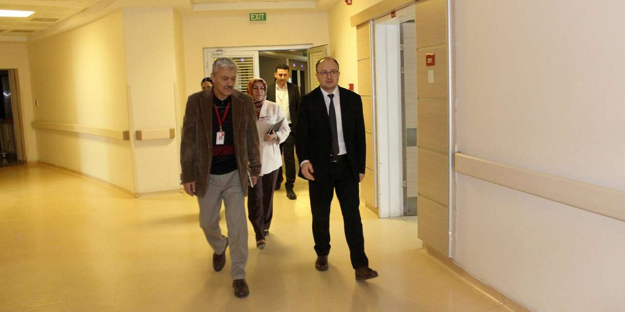 Başhekim Varol’dan kardiyoloji servisine ziyaret