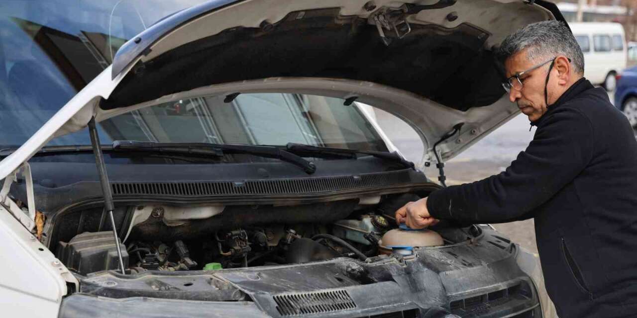 Kırşehir’de oto marketlerde kış ürünlerine talep arttı