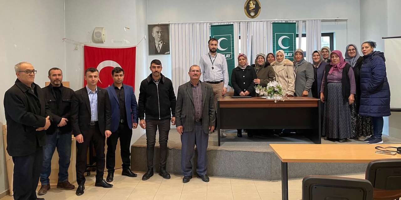 Yeşilay’dan Karakeçili’de bağımlılıkla mücadele eğitimi