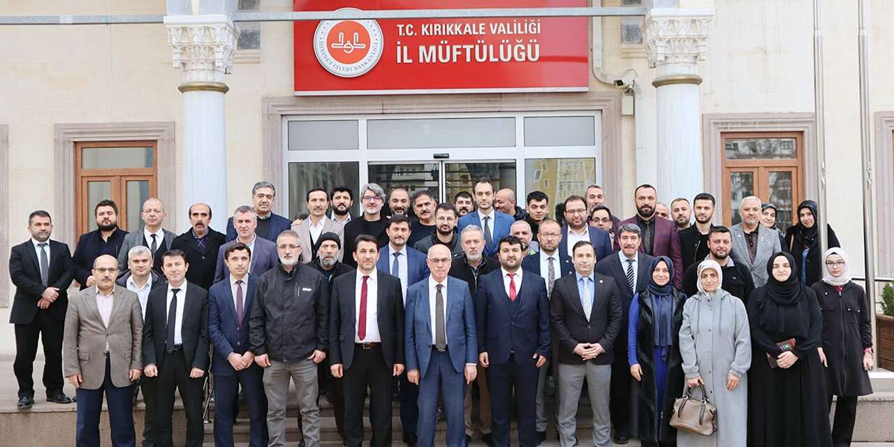 Müftü Mustafa Topal’a duygusal veda