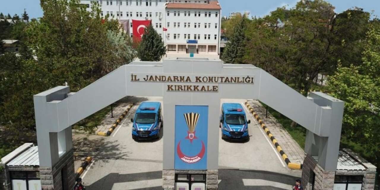 FETÖ operasyonunda 63 şüpheli yakalandı!