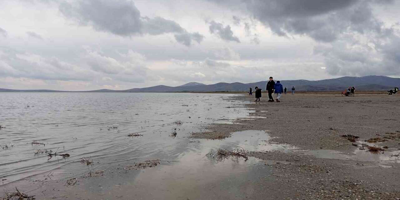 Seyfe Gölü’nde sevindiren gelişme: Su seviyesi arttı