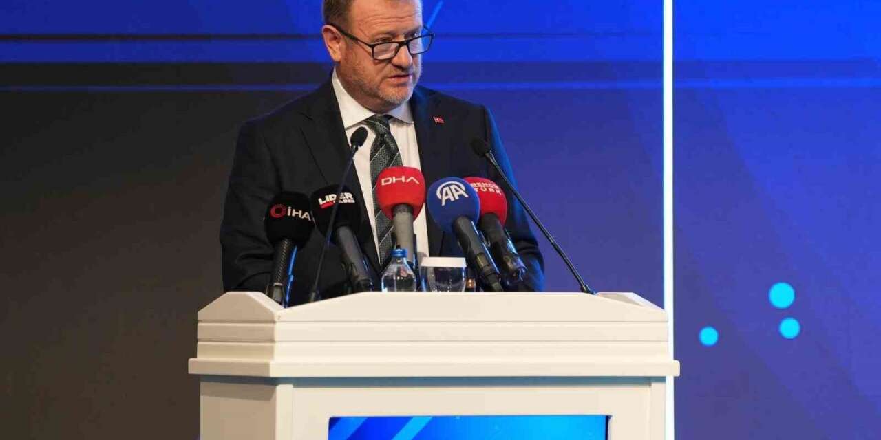 RTÜK Başkanı Daniş, dijital zorbalığın daha yaygın ve yıkıcı olduğunu söyledi.