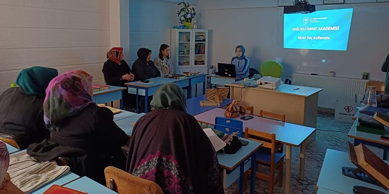 Çocuk çağı kanserlere karşı aileler bilgilendirildi