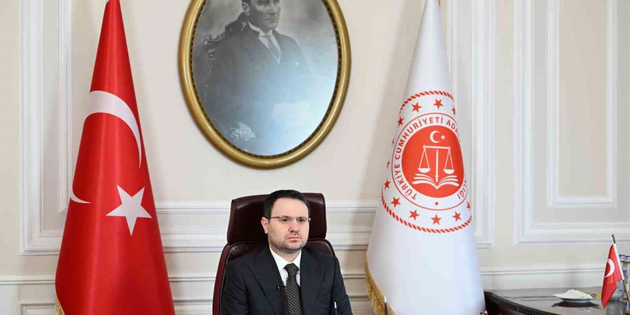 Bakan Gürlek: "Ticari davaların en kısa sürede sonuca bağlanması için çalışmalarımızı kesintisiz sürdüreceğiz"