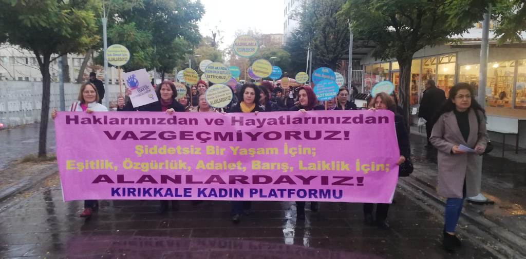 Özgürlüğümüze sahip çıkıyoruz