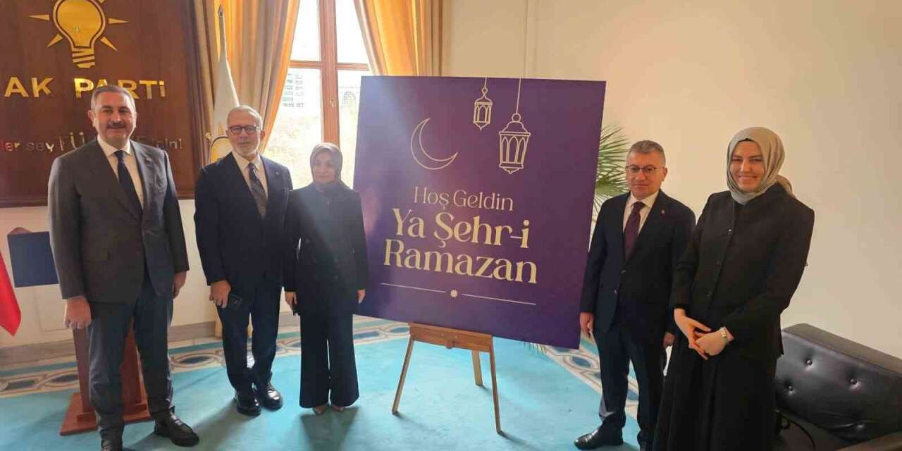 TBMM AK Parti Grubu’nda "Ramazan" süslemesi