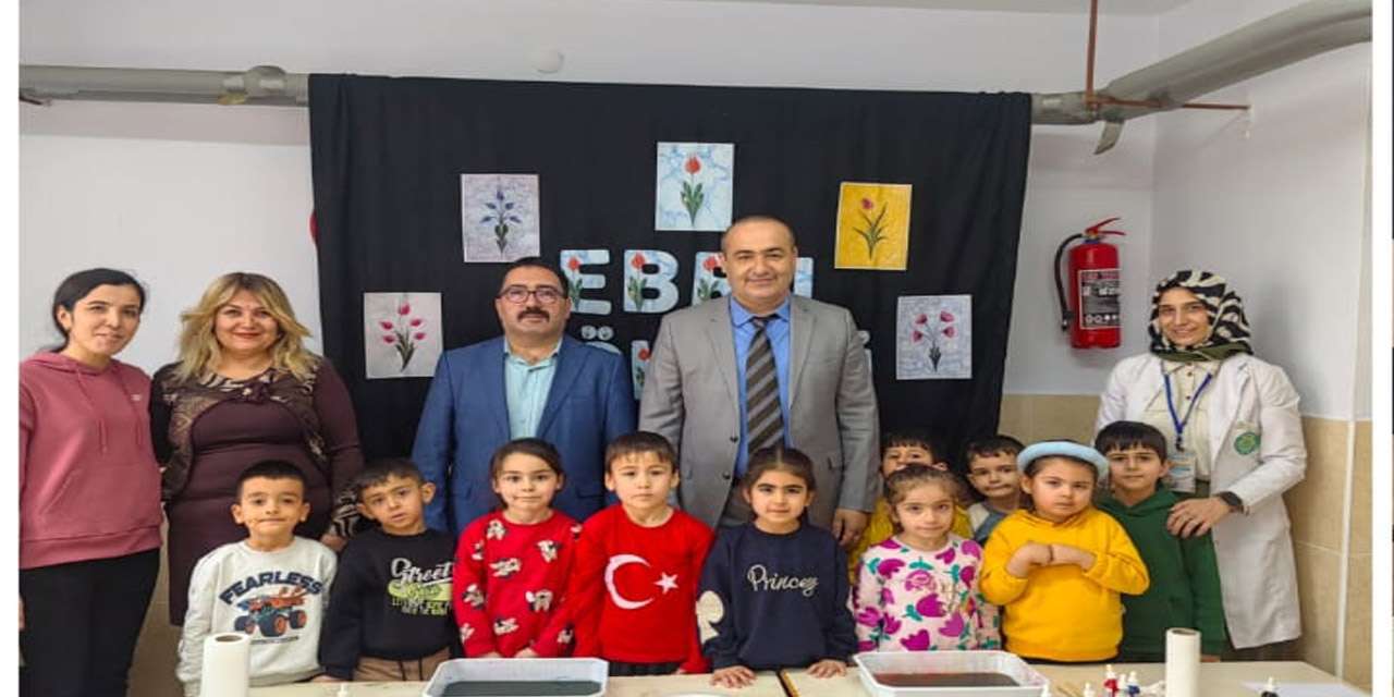 Bahşılı’da minik eller Ebru sanatıyla buluştu