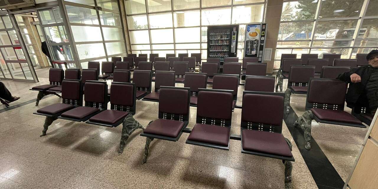 Yüksek İhtisas Hastanesi acil servis bekleme alanı yenilendi