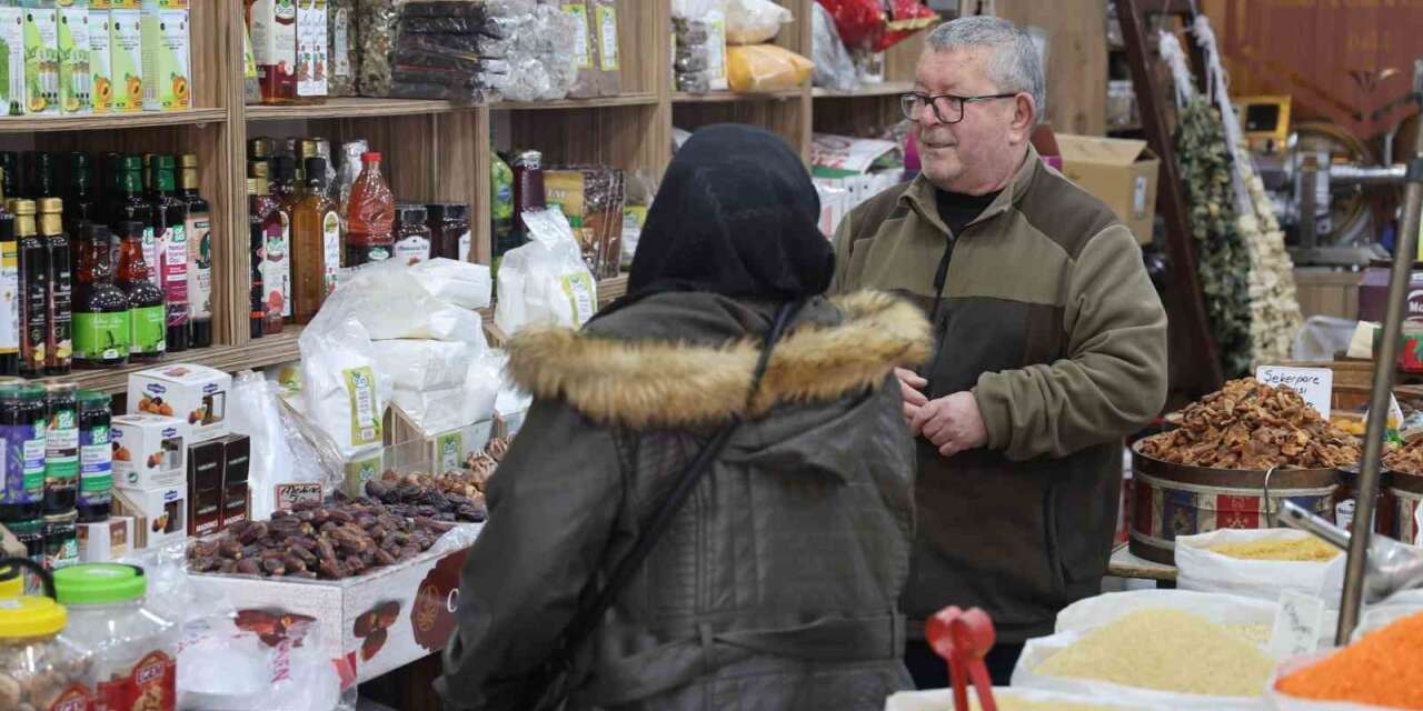 Ramazan ayı bereketi aktarlara yansıdı